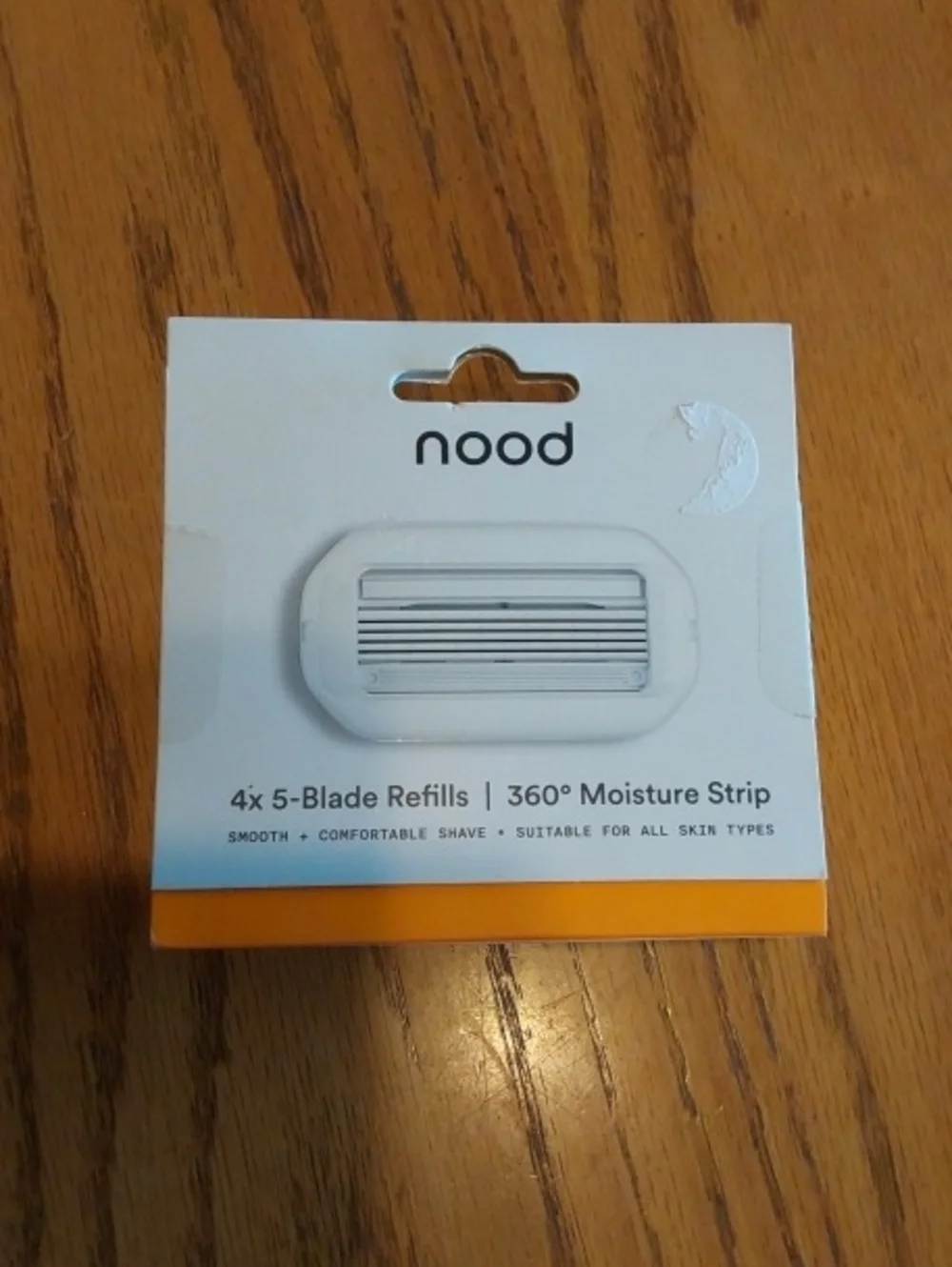 Nood White 4x 5-Blade Razor Refills with 360° Moisture Strip